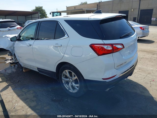 Chevrolet EQUINOX LT 2018 2GNAXTEX2J6223762 Image 3