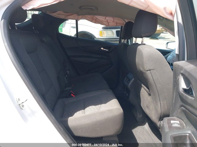 Chevrolet EQUINOX LT 2018 2GNAXTEX2J6223762 Image 8