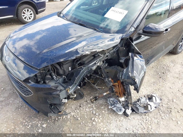 Ford ESCAPE SE 2021 1FMCU9G67MUA16531 Image 6