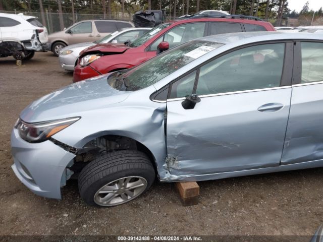 1G1BE5SM1J7111035 Chevrolet Cruze Lt Auto
