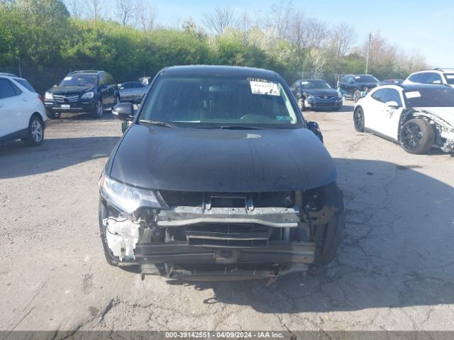 JA4AZ3A39KZ041546 Mitsubishi Outlander Se
