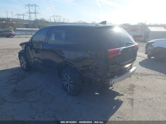 JA4AZ3A39KZ041546 Mitsubishi Outlander Se