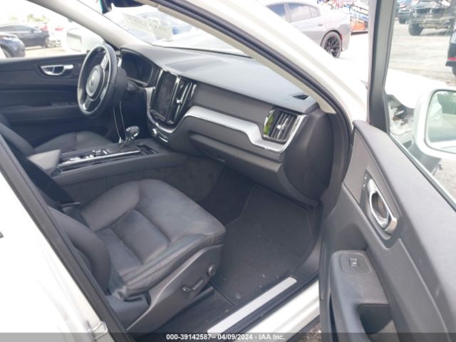 YV4102DK1M1875127 Volvo Xc60 T5 Momentum