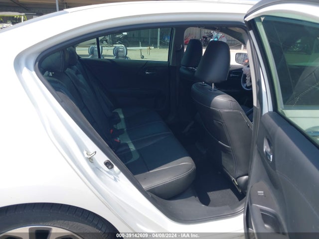 Honda Accord Sport 2015 1HGCR2F52FA129010 Image 8