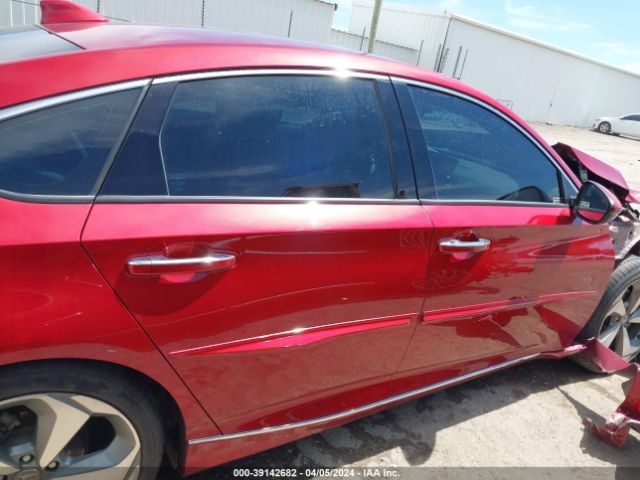 1HGCV2F91JA034381 Honda Accord Touring 2.0t