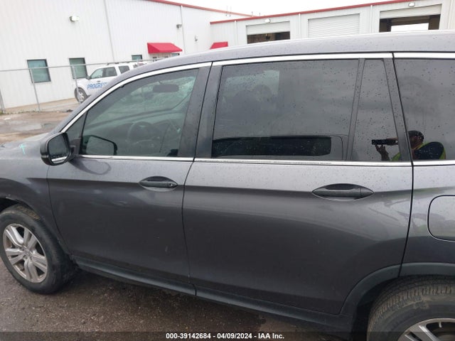 Honda PILOT LX 2017 5FNYF5H12HB044896 Image 15