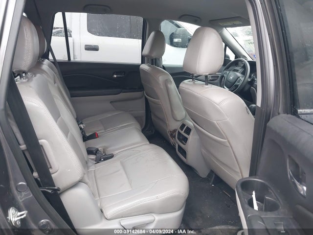 Honda PILOT LX 2017 5FNYF5H12HB044896 Image 8