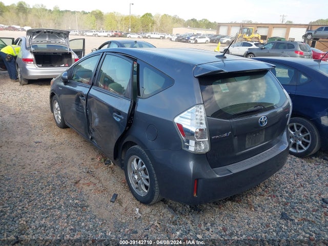 Toyota Prius V Three 2014 JTDZN3EU9EJ001638 Image 3