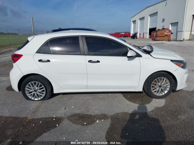 3KPA25AB9KE212630 KIA Rio 5-door S