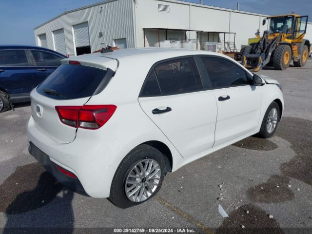 3KPA25AB9KE212630 KIA Rio 5-door S