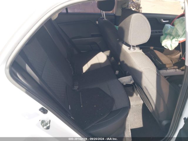 3KPA25AB9KE212630 KIA Rio 5-door S