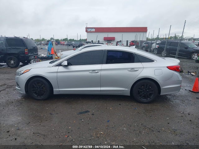 5NPE24AF3GH331758 Hyundai SONATA SE