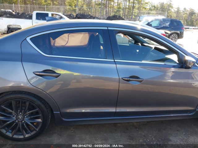19UDE2F83LA003180 Acura Ilx Premium   A-spec Packages/technology   A-spec Packages