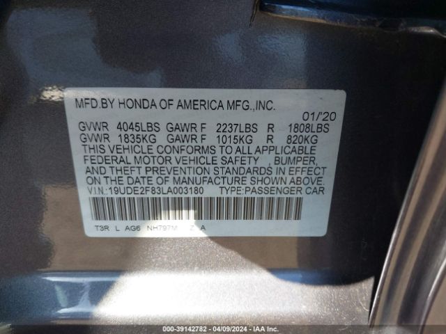 19UDE2F83LA003180 Acura Ilx Premium   A-spec Packages/technology   A-spec Packages