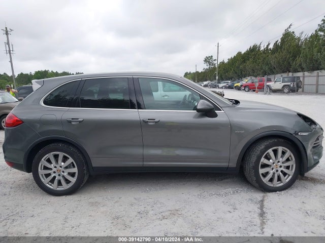Porsche Cayenne Diesel Platinum Edition 2014 WP1AF2A28ELA43214 Image 13