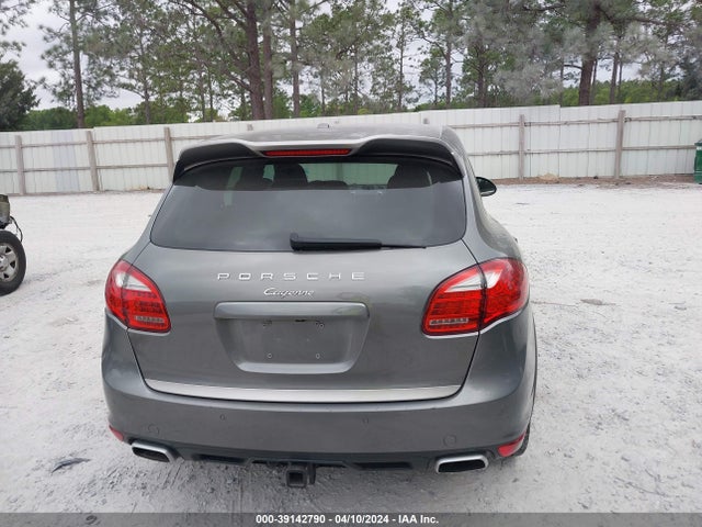 Porsche Cayenne Diesel Platinum Edition 2014 WP1AF2A28ELA43214 Image 16