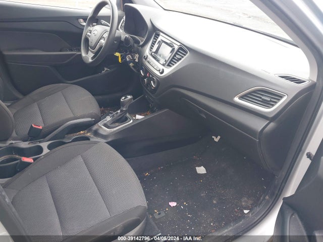 3KPC24A36JE017613 Hyundai ACCENT SE