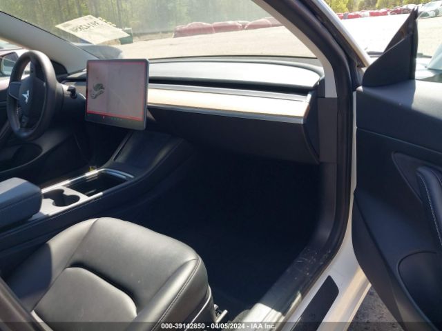 5YJ3E1EA8MF919774 Tesla Model 3 Standard Range Plus Rear-wheel Drive