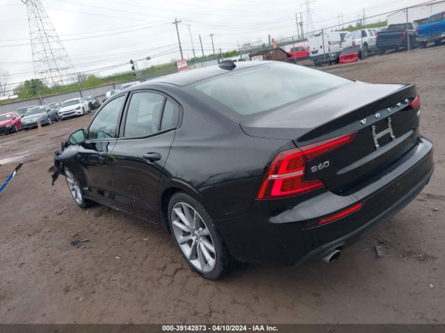 7JRA22TKXMG090991 Volvo S60 T6 Momentum