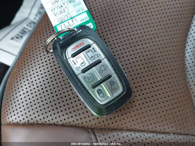 2C4RC1GG5JR320977 Chrysler Pacifica Limited