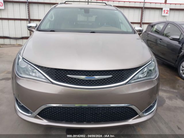 2C4RC1GG5JR320977 Chrysler Pacifica Limited
