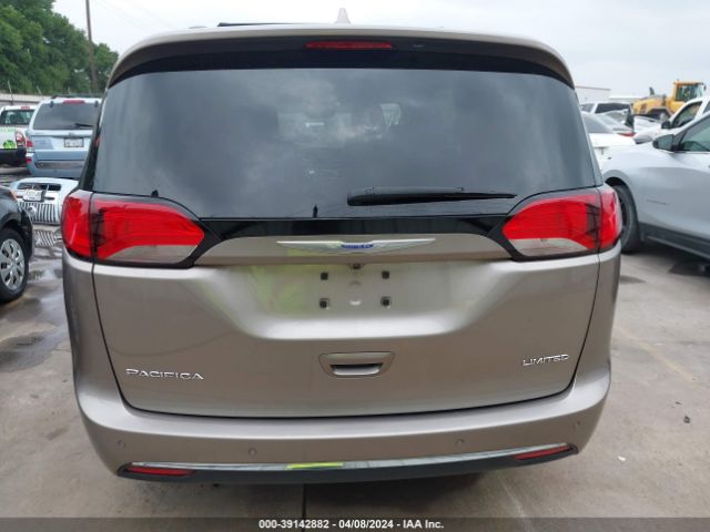 2C4RC1GG5JR320977 Chrysler Pacifica Limited