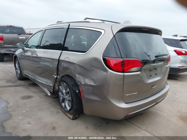 2C4RC1GG5JR320977 Chrysler Pacifica Limited