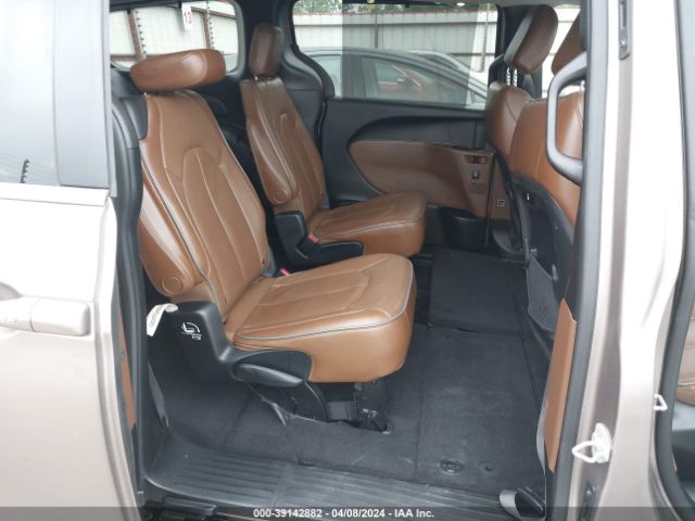2C4RC1GG5JR320977 Chrysler Pacifica Limited