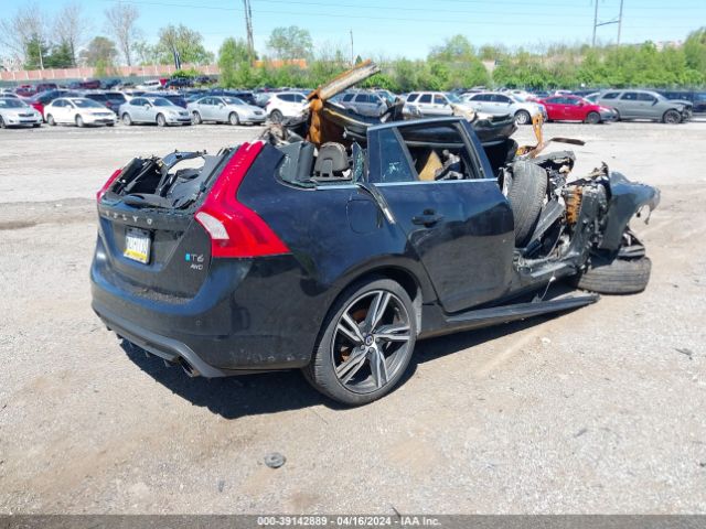 YV149MSS7H1352893 Volvo V60 T6 R-design Platinum