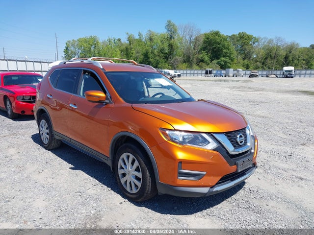 Nissan ROGUE S 2017 JN8AT2MT1HW148473 Image 1