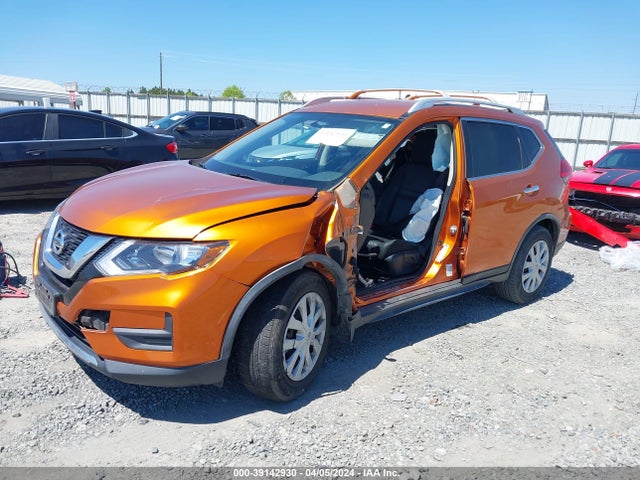 Nissan ROGUE S 2017 JN8AT2MT1HW148473 Image 2