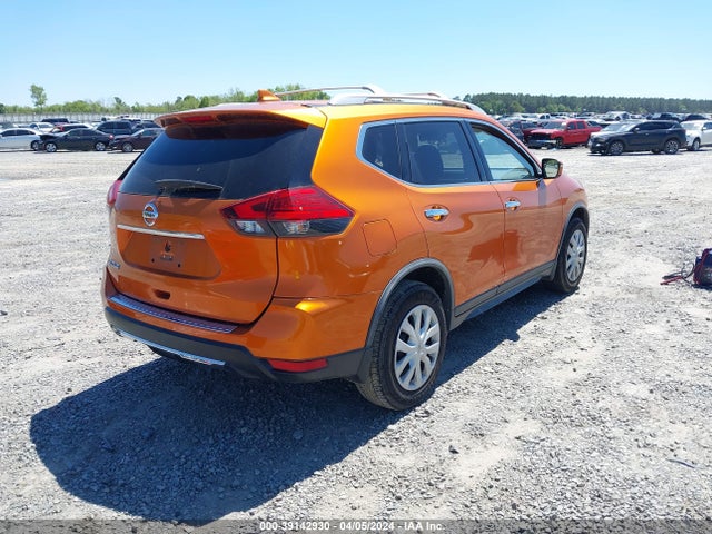 Nissan ROGUE S 2017 JN8AT2MT1HW148473 Image 4