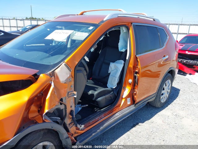 Nissan ROGUE S 2017 JN8AT2MT1HW148473 Image 6