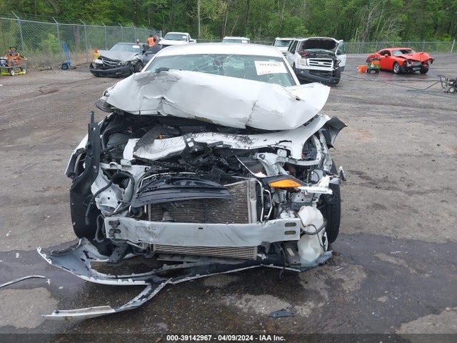 1G4ZP5SZ8JU127564 Buick Lacrosse Essence