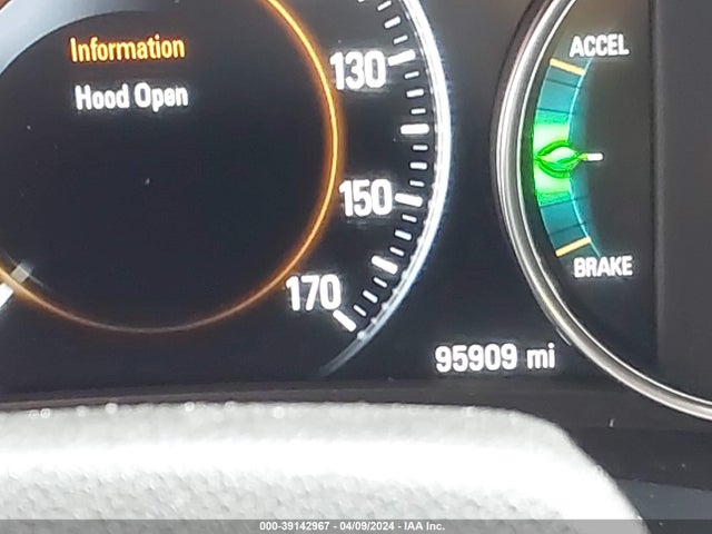 1G4ZP5SZ8JU127564 Buick Lacrosse Essence