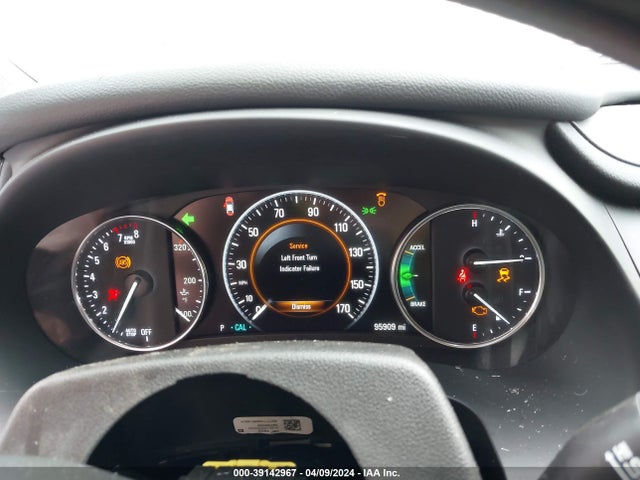 1G4ZP5SZ8JU127564 Buick Lacrosse Essence