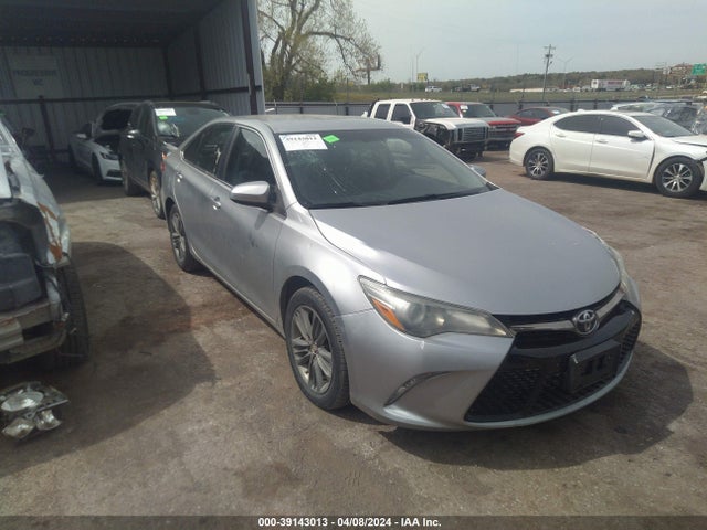 2015 4T1BF1FK1FU001810 main image