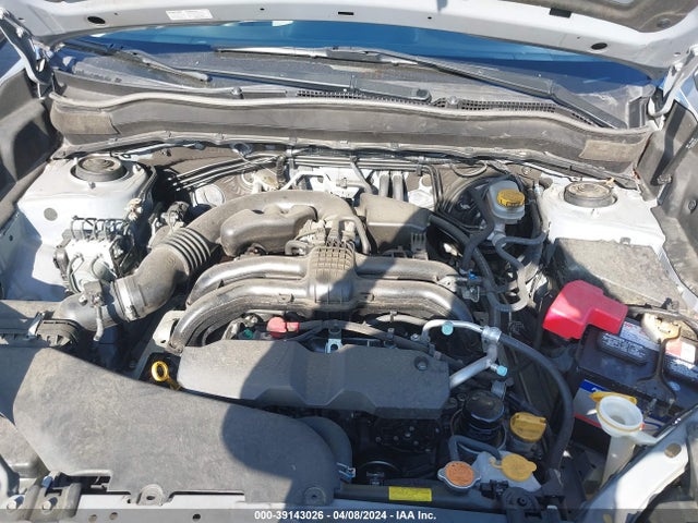 Subaru Forester 2.5i Touring 2015 JF2SJAUC5FH457012 Image 10