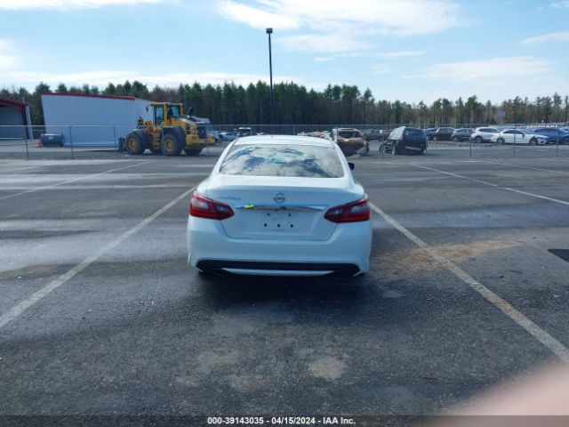 1N4AL3APXJC105918 Nissan Altima 2.5 S