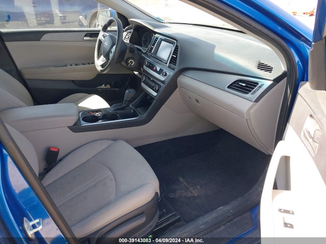 Hyundai SONATA SE 2019 5NPE24AF1KH754699 Image 5