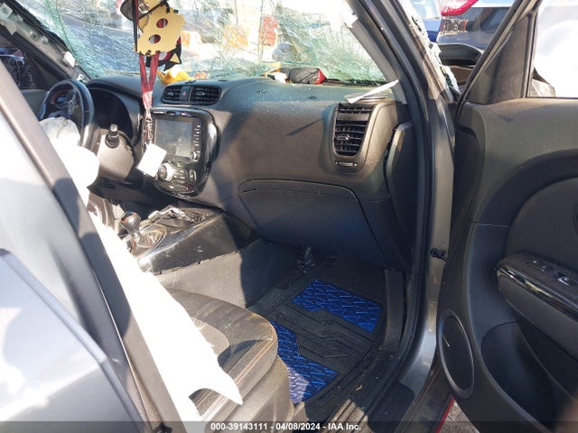 KIA Soul ! 2018 KNDJX3AA5J7614818 Image 5