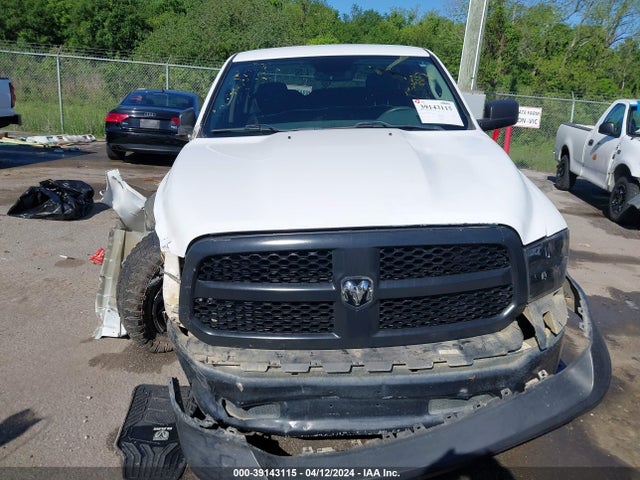 1C6RR6FT5KS724041 RAM 1500 Classic Tradesman Quad Cab 4x2 6'4 Box