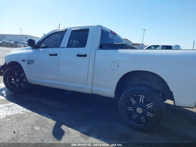1C6RR6FT5KS724041 RAM 1500 Classic Tradesman Quad Cab 4x2 6'4 Box