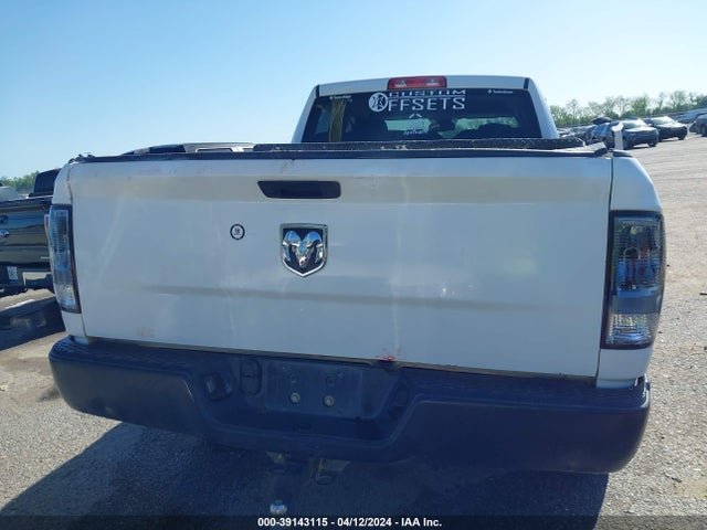 1C6RR6FT5KS724041 RAM 1500 Classic Tradesman Quad Cab 4x2 6'4 Box