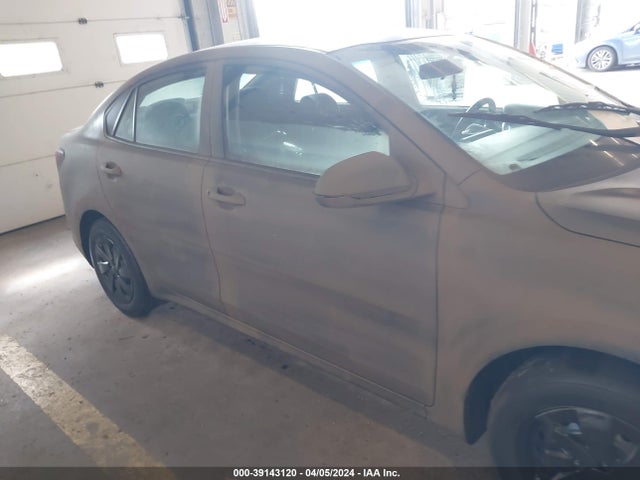 KIA RIO LX 2019 3KPA24AB7KE251484 Image 13