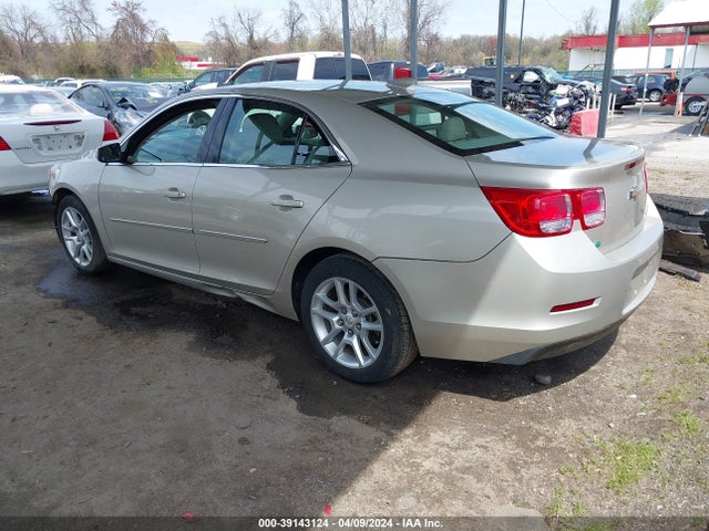 Chevrolet MALIBU 1LT 2015 1G11C5SL1FF206197 Image 3