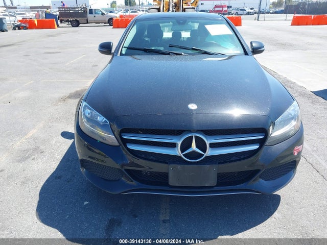 55SWF4HB4GU164304 Mercedes-Benz C-Class