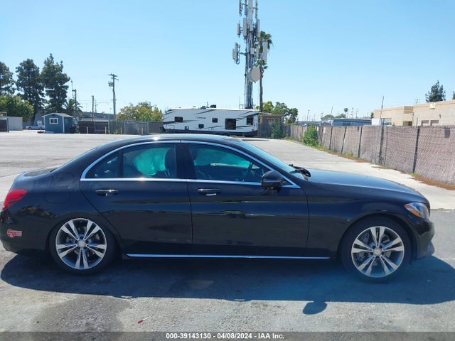 55SWF4HB4GU164304 Mercedes-Benz C-Class