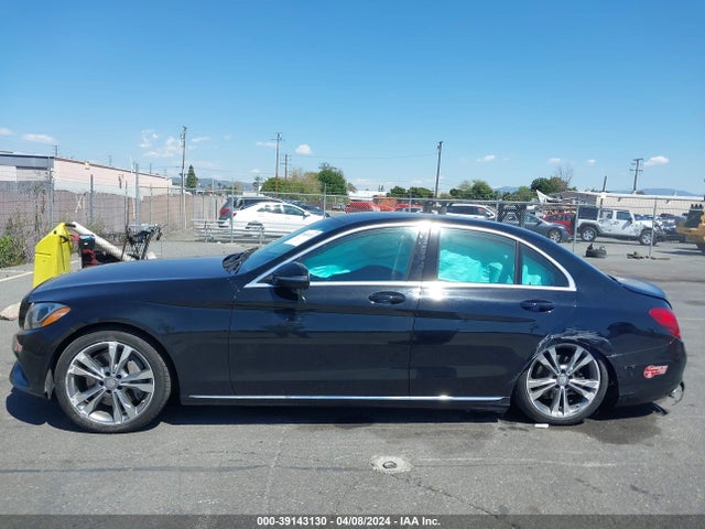 55SWF4HB4GU164304 Mercedes-Benz C-Class