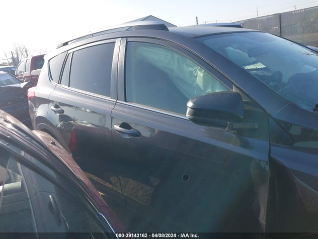 Toyota RAV4 LE 2015 JTMBFREV0FJ021868 Image 13